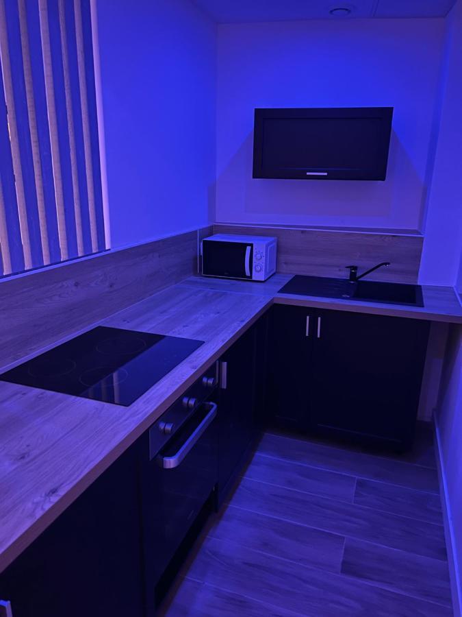Chic & Jacuzzi Apartment Givors Luaran gambar